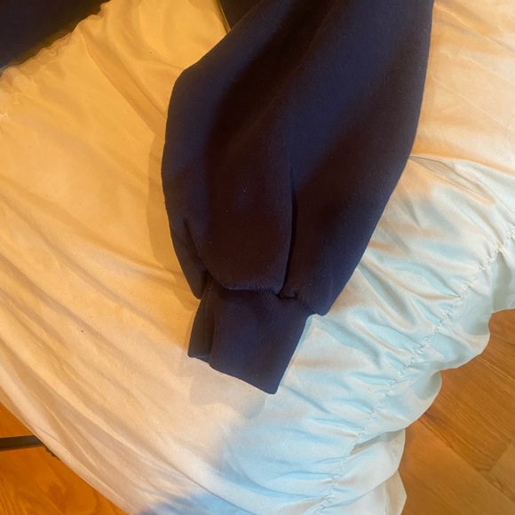 Men’s Athletic Crewneck - XL - Picture 3 of 4